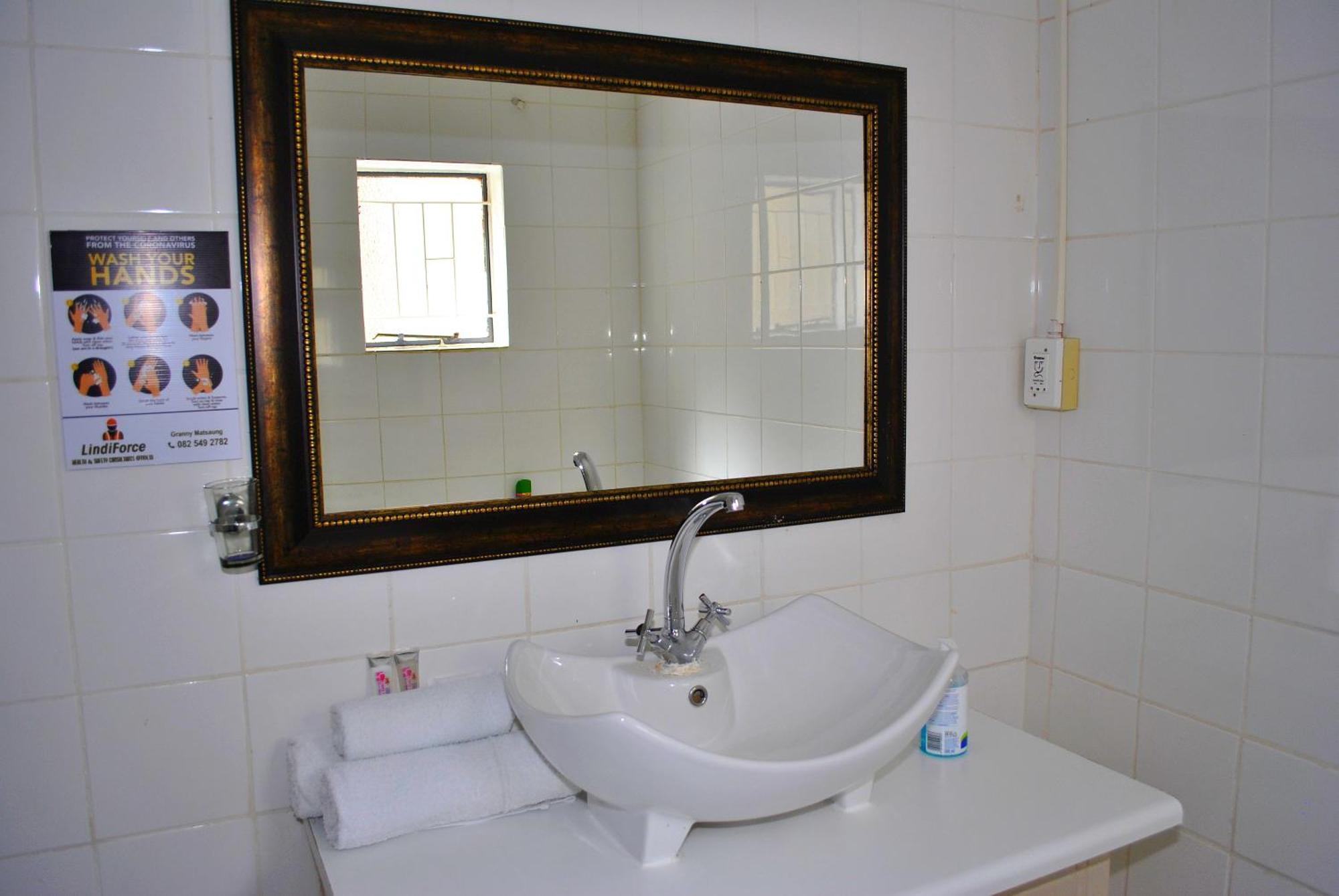 Lapologa Bed & Breakfast Tzaneen Exterior photo