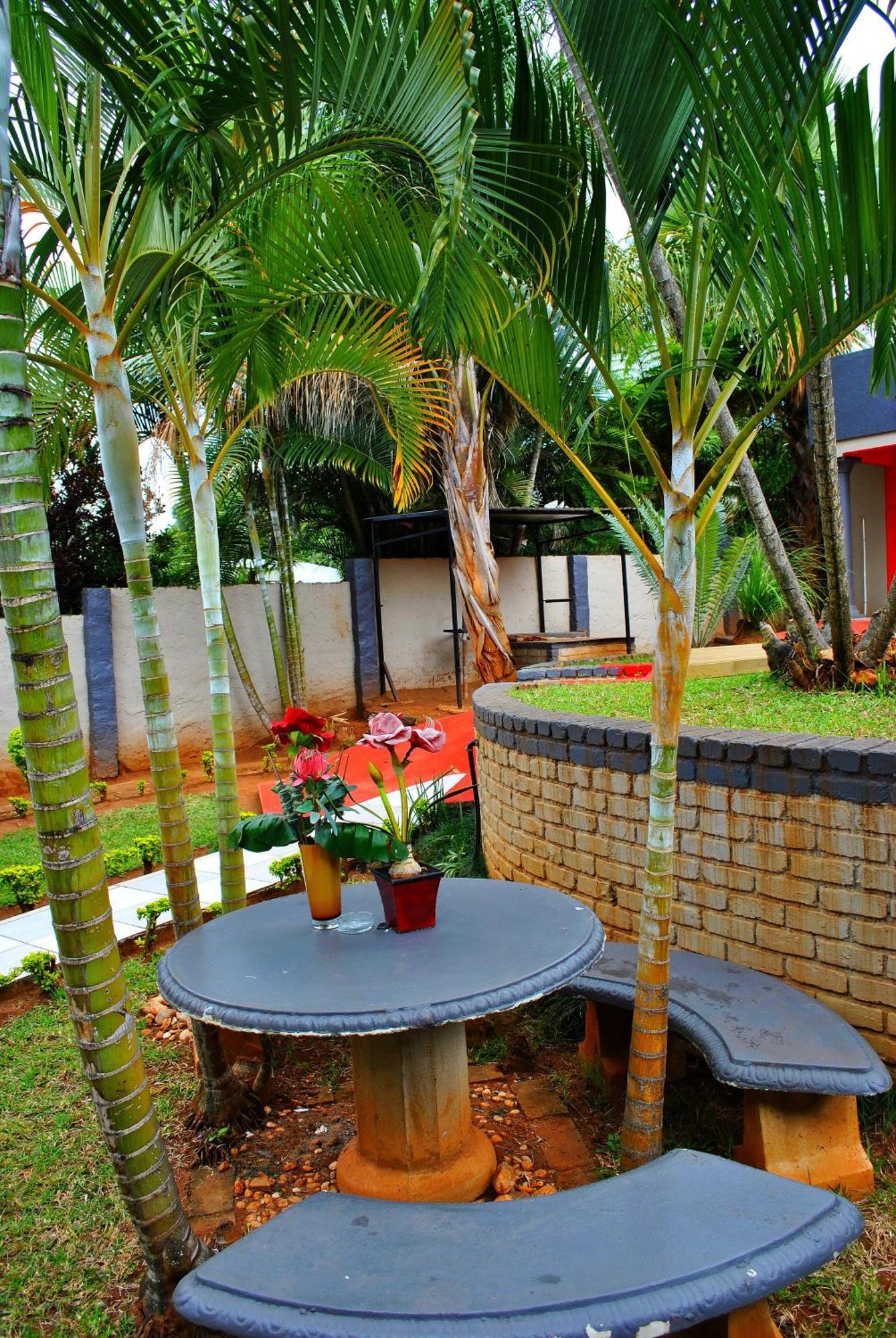 Lapologa Bed & Breakfast Tzaneen Exterior photo